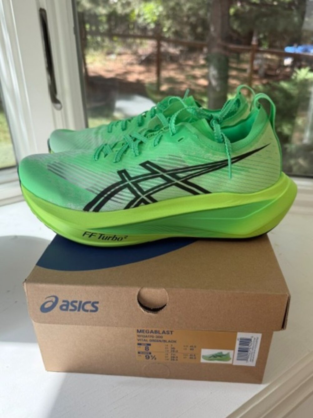 ASICS Megablast Men's 8/Women's 9.5